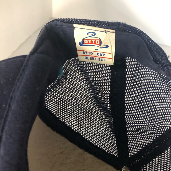 90’s Colorado Yacht Club Trucker Snapback Hat - Picture 5 of 5